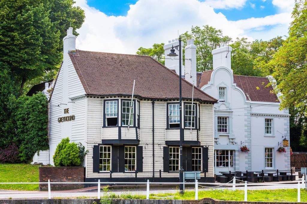 Greyhound Hotel Carshalton Exteriér fotografie